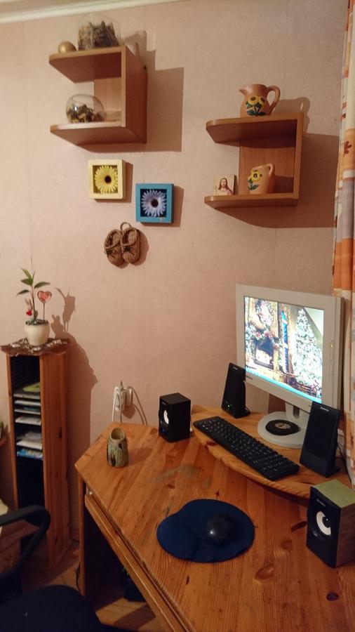 Comfortable Isolated Turnkey Room Near The Subway And The International Exhibition Center Kiev Exterior foto